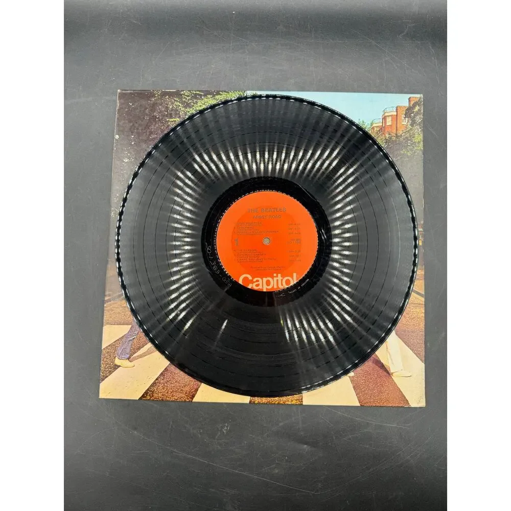 The Beatles “Abbey Road” Vinyl Record - great condition - Picture 6 of 7